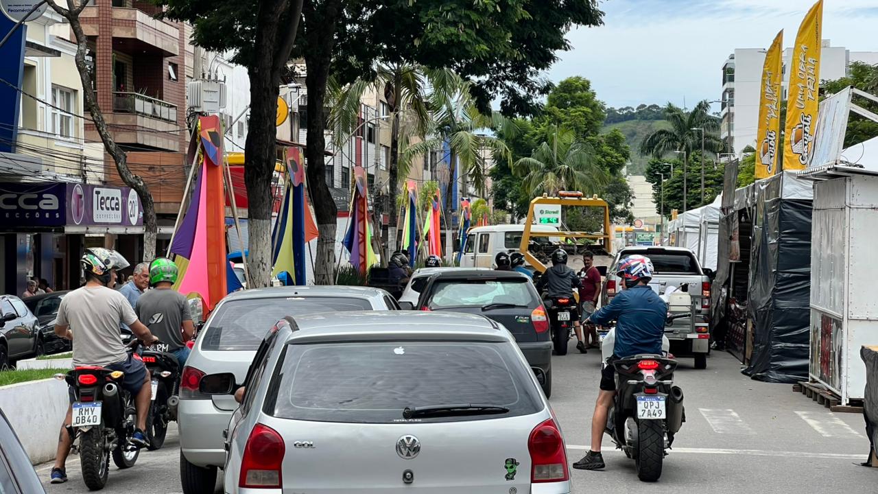 Secretário pede atenção dos motoristas para alterações do trânsito durante o Carnaval em Santos Dumont